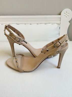 TOWN SHOES NUDE BEIGE LEATHER OLEN TOE SANDAL SILVER STUDS ANKLE STRAP HIGH HEEL